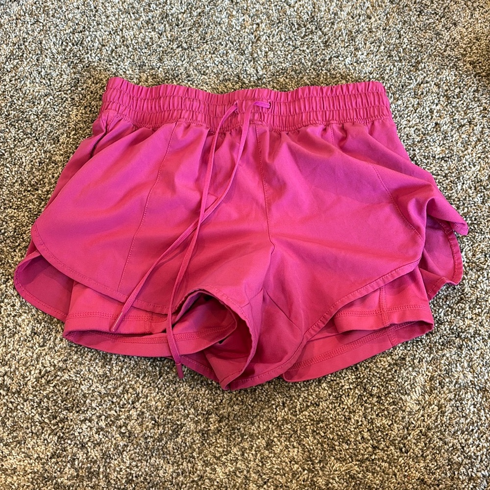 Women’s size S-M shorts with pockets NWOT